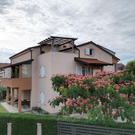 Premium Apartments Tade Funtana Exterior foto