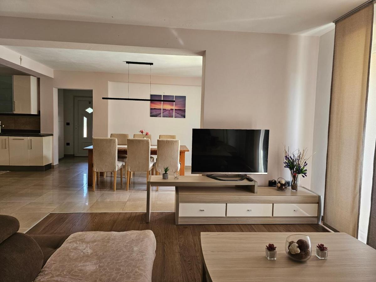 Premium Apartments Tade Funtana Exterior foto