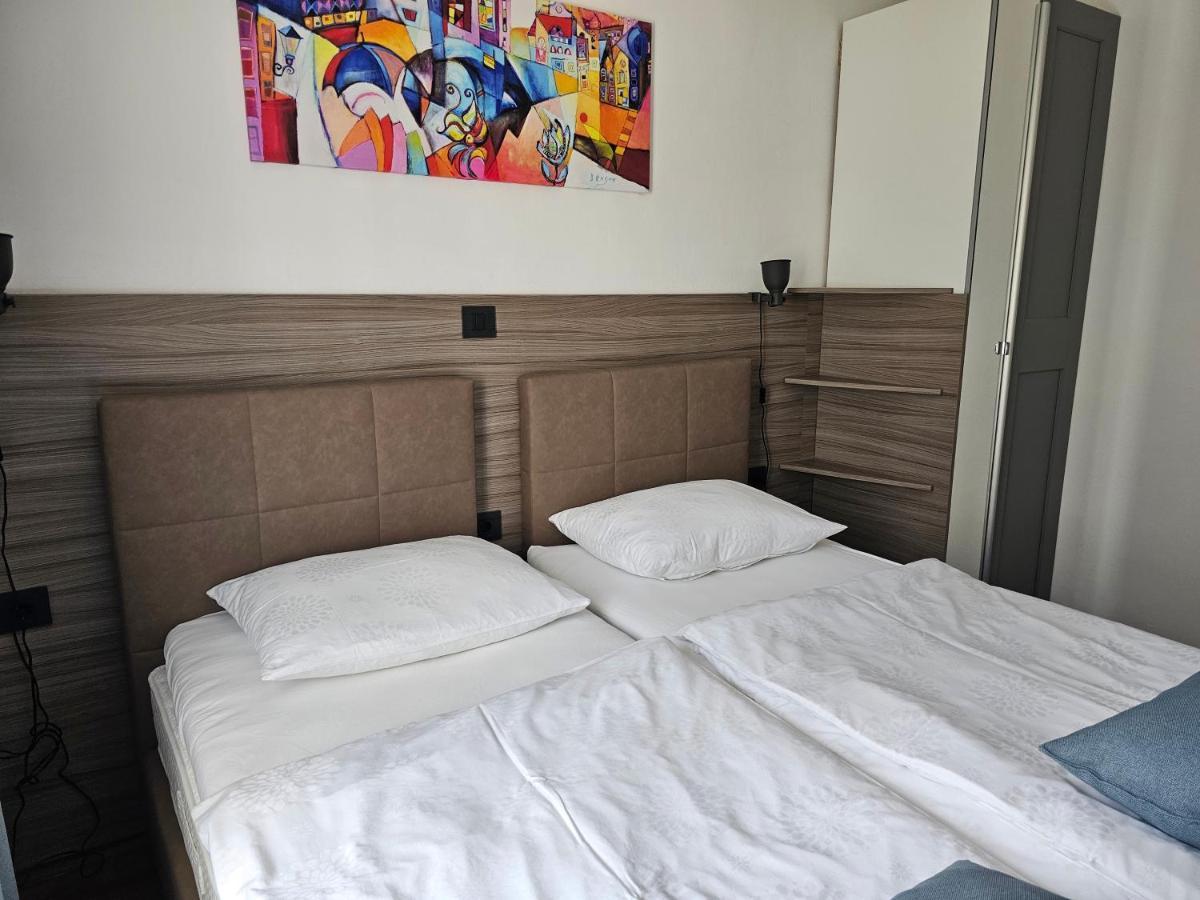 Premium Apartments Tade Funtana Exterior foto
