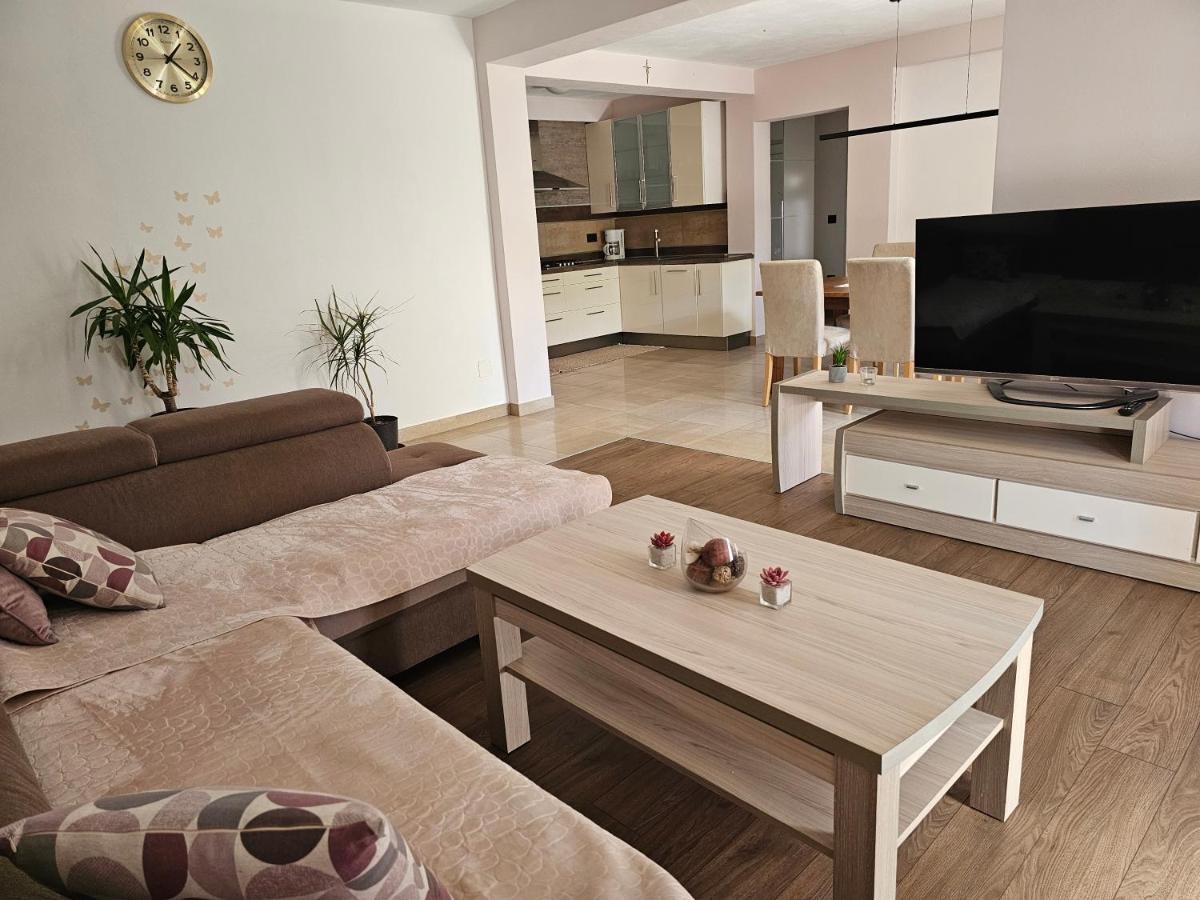 Premium Apartments Tade Funtana Exterior foto